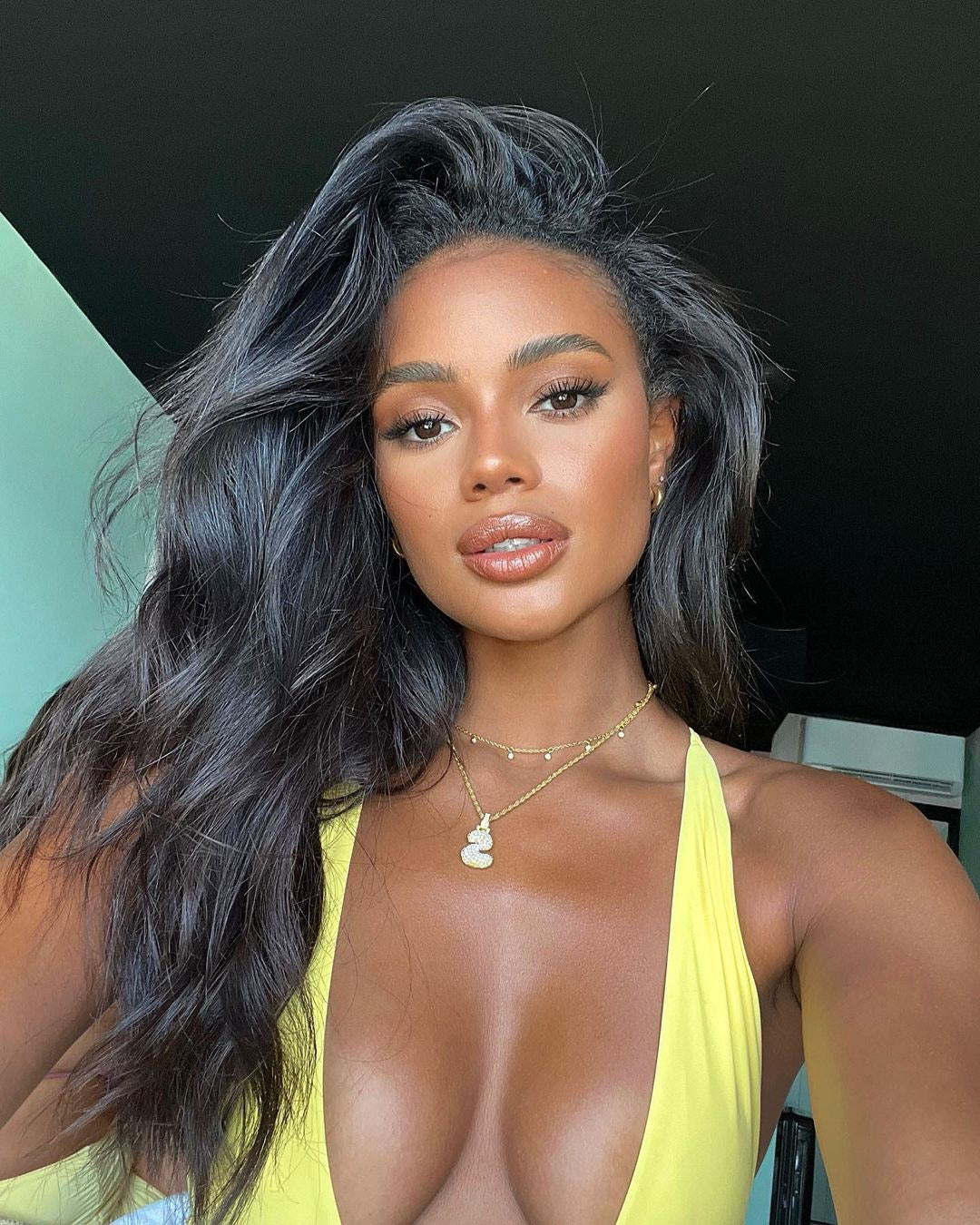 Simidola Glueless Body Wave 3 In 1 Half Wig Drawstring Band Wear Go Wig Invisible Hairline